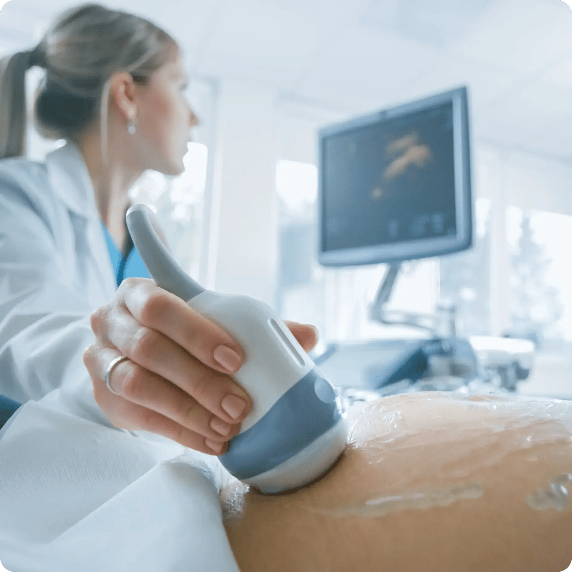 Doctor-performting-ultrasound
